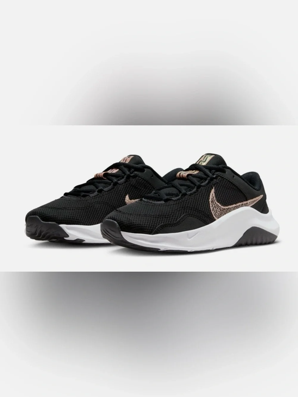 Pre-Owned Nike Legend Essentials 3 Training Shoes